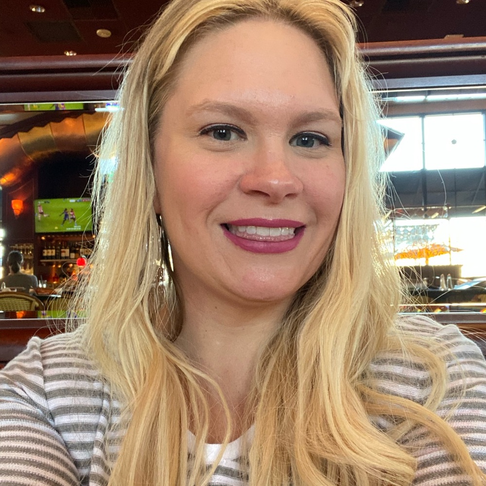 Meet your Posher, Sharon